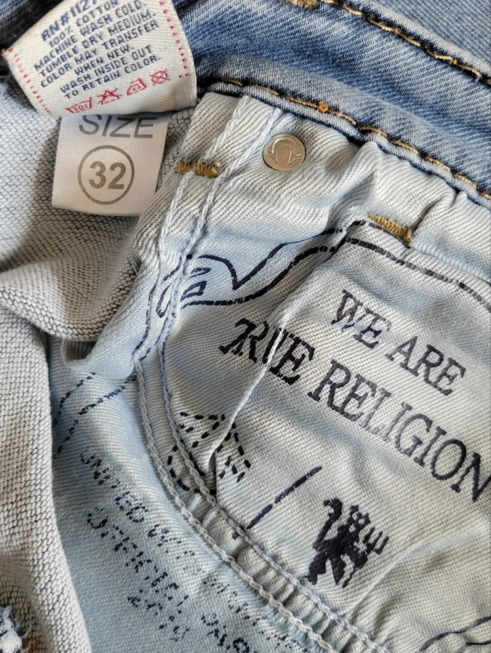 True Religion Straight Leg Jeans, Light Blue Wash, Made in USA, Women's Size 32 - Picture 6 of 9